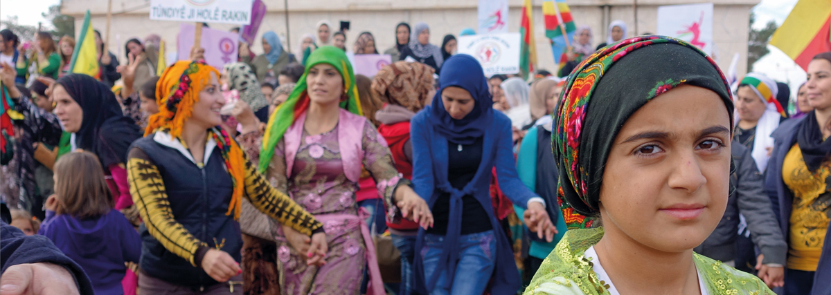 Mural realizado por Xoana Almar en el 10.º Festival do Desordes Creativas, en Ordes (A Coruña). Foto: Cestola na Cachola editorial SilviaPerez